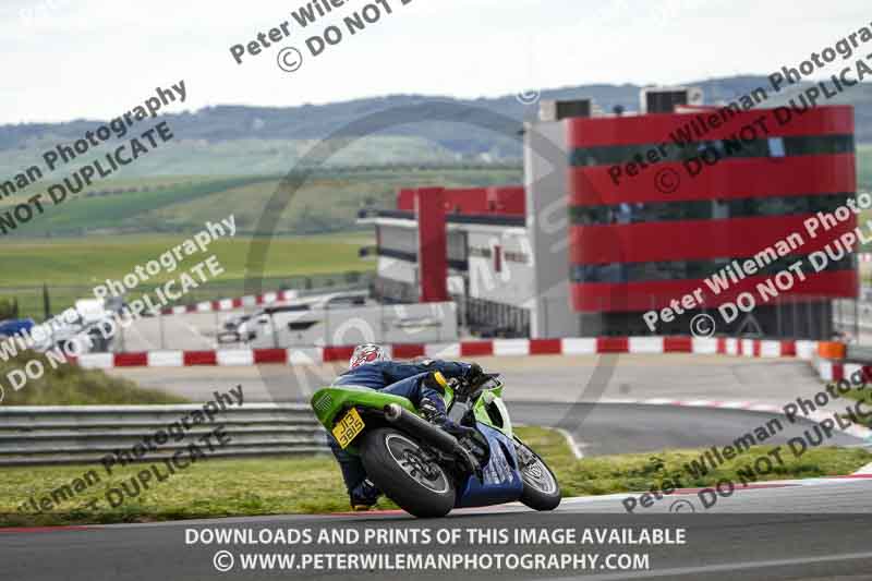 cadwell no limits trackday;cadwell park;cadwell park photographs;cadwell trackday photographs;enduro digital images;event digital images;eventdigitalimages;navarra;no limits trackdays;peter wileman photography;racing digital images;trackday digital images;trackday photos